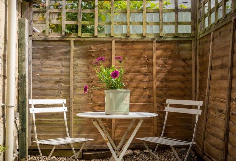 Mulberry, A Luxury Two Bed Cottage In Painswick