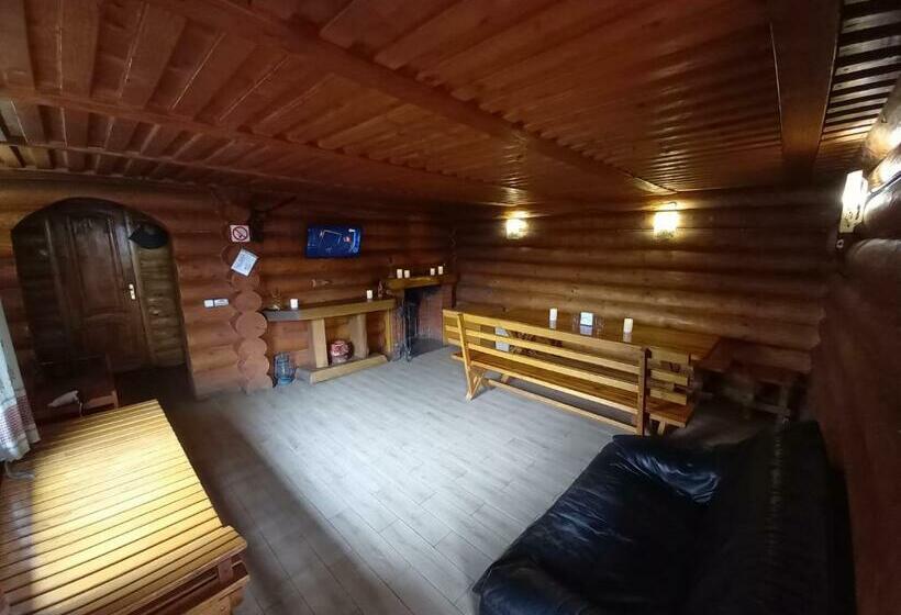 پانسیون у вуйка