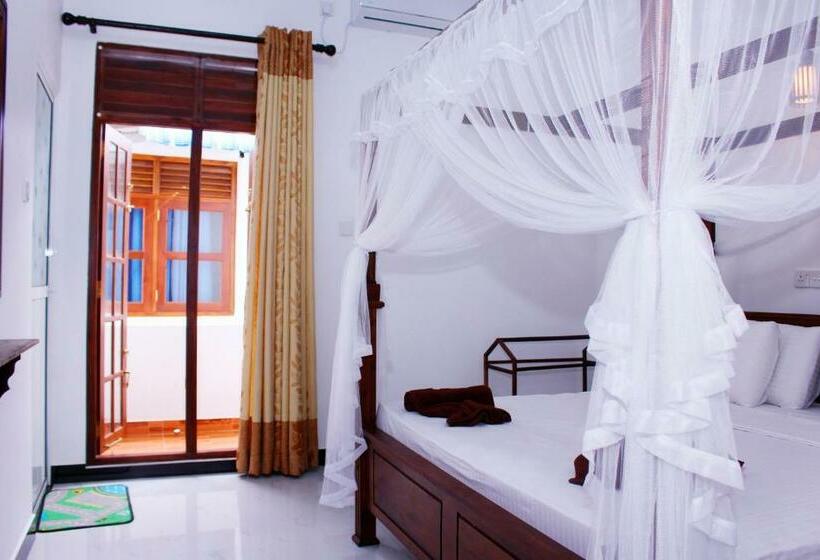 بنسيون Amal Guest House