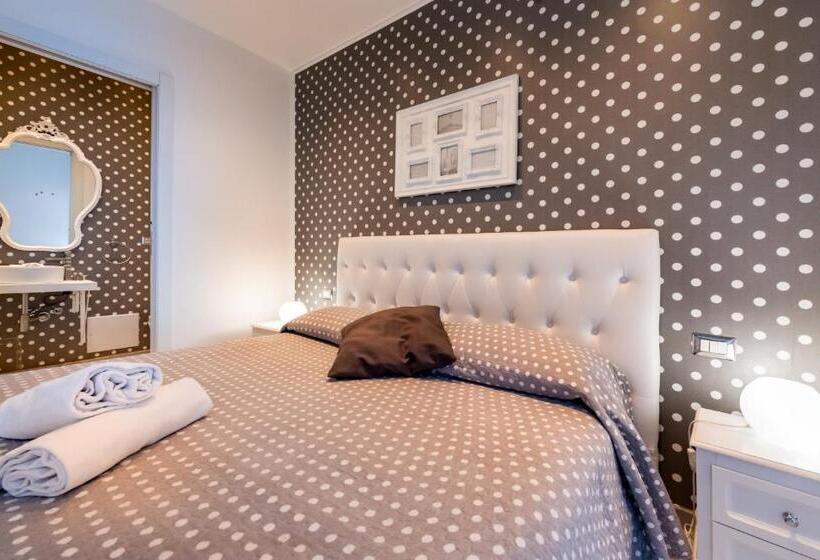 פנסיון Ora Blu Guest House