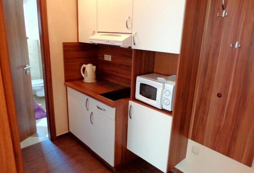 پانسیون Penzión Reduta