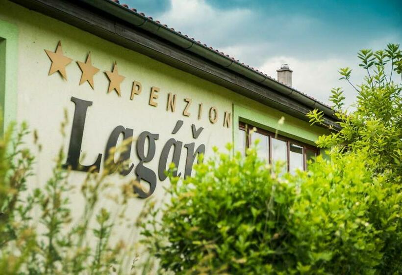 פנסיון Penzion Lagan