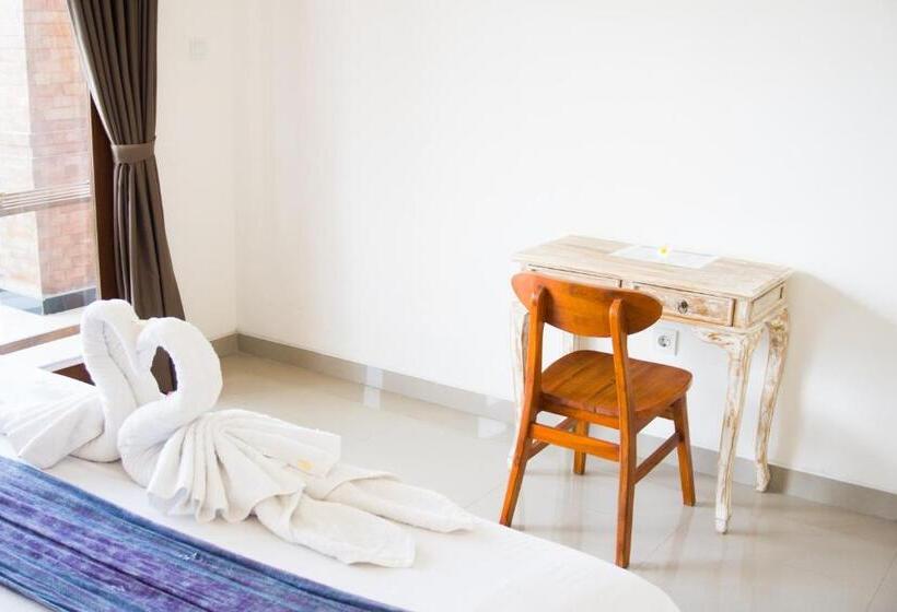 بنسيون The Lucky Canggu