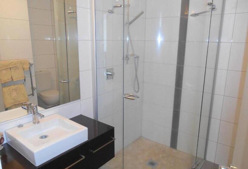 Absolute Waterfront, Tauranga Apartment