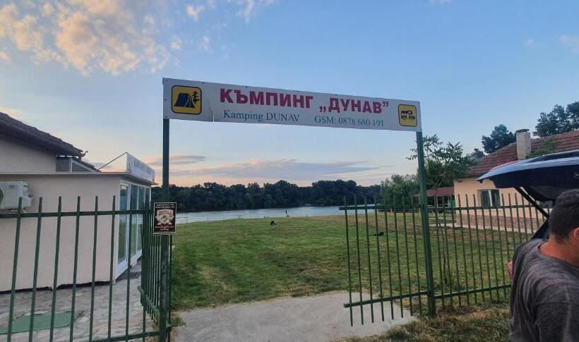 ユースホステル хотел дунав свищов