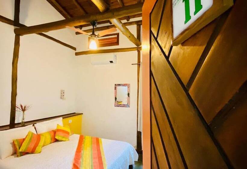 Общежитие Gaia Gardens Pousada