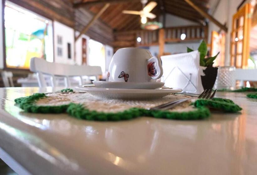 Общежитие Gaia Gardens Pousada