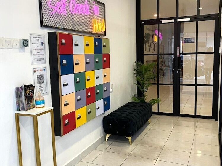 הוסטל Georgetown Inn By Sky Hive