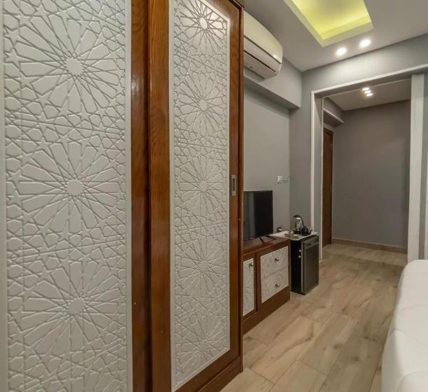 فندق صغير Queen Pyramids View