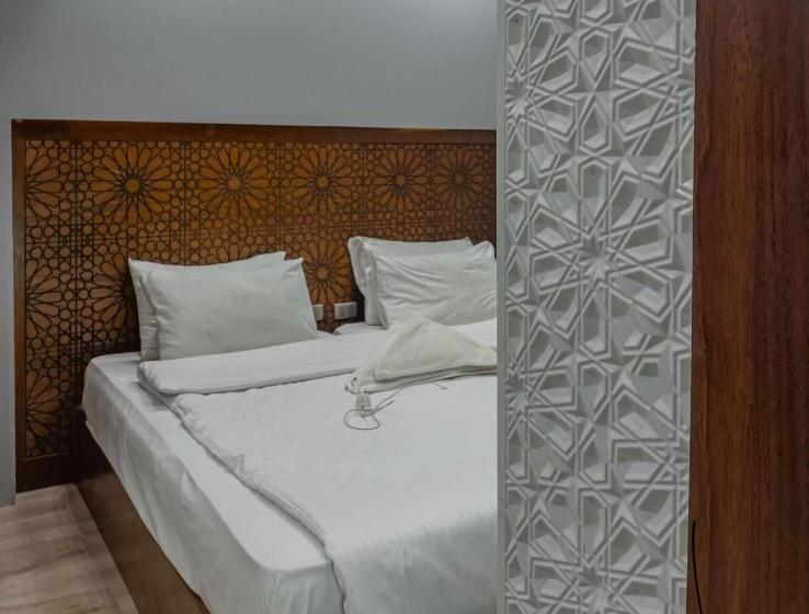 فندق صغير Queen Pyramids View