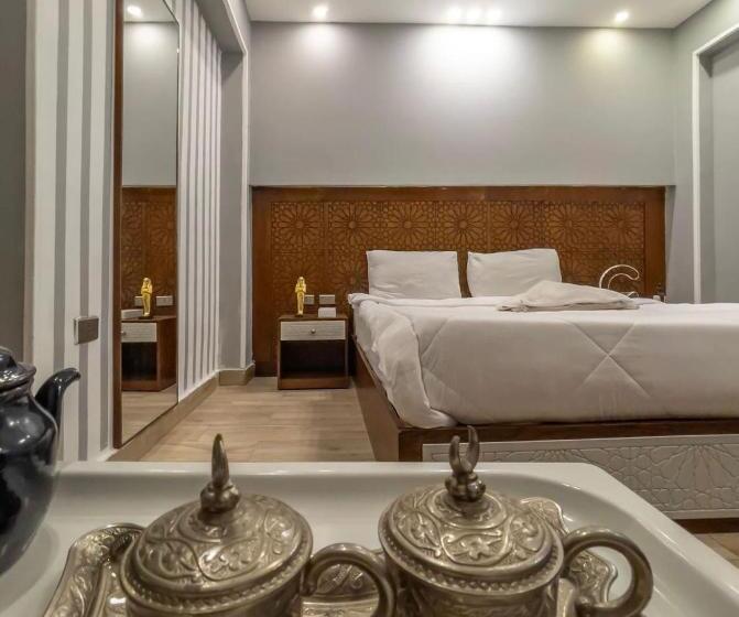 فندق صغير Queen Pyramids View