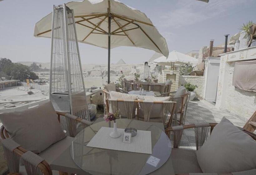 فندق صغير Queen Pyramids View