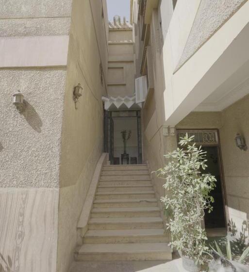 فندق صغير Queen Pyramids View