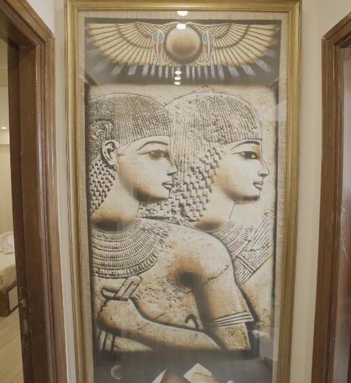 فندق صغير Queen Pyramids View