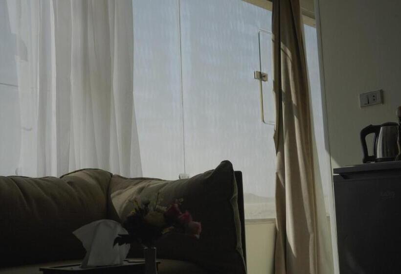 فندق صغير Queen Pyramids View