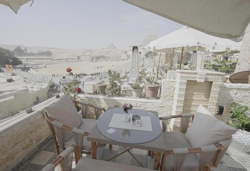 فندق صغير Queen Pyramids View