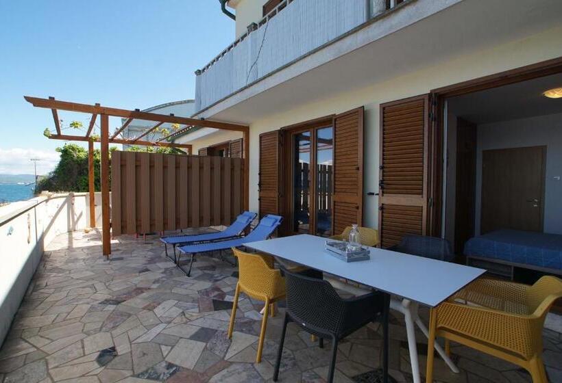 Apartmaji Pri Bosi Nogi