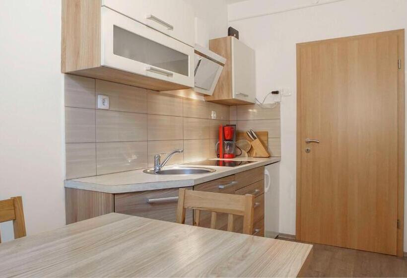 Apartmaji Pri Bosi Nogi