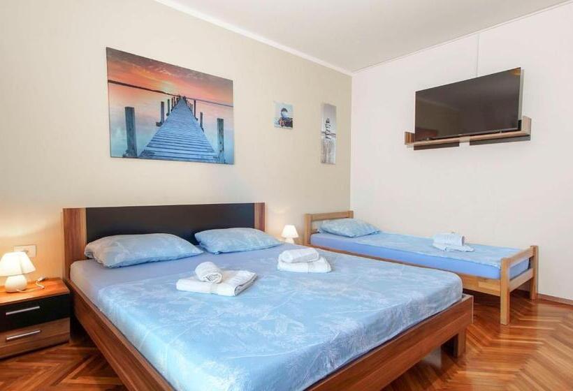 Apartmaji Pri Bosi Nogi