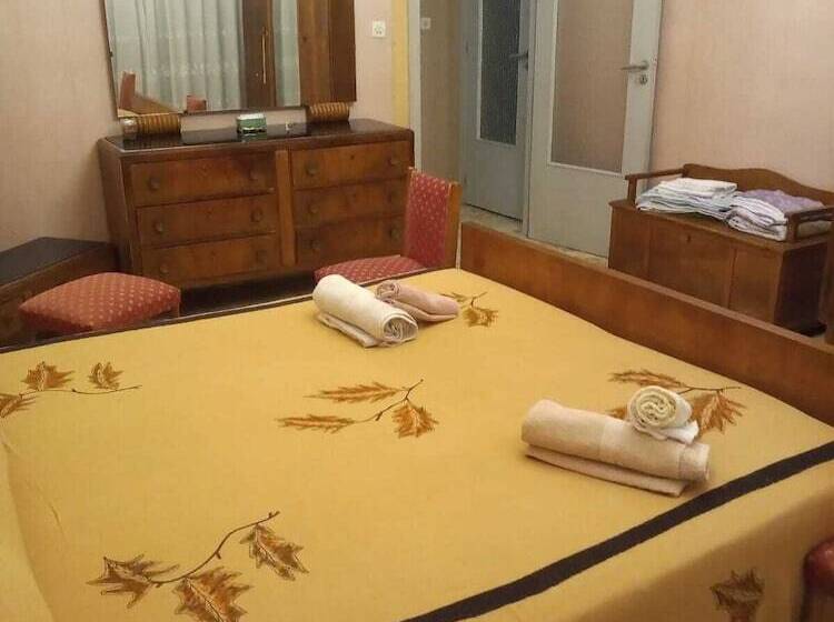 Appartamento Turistico Giarre Offre Camera In Condivisione Euro 300 Al Mese