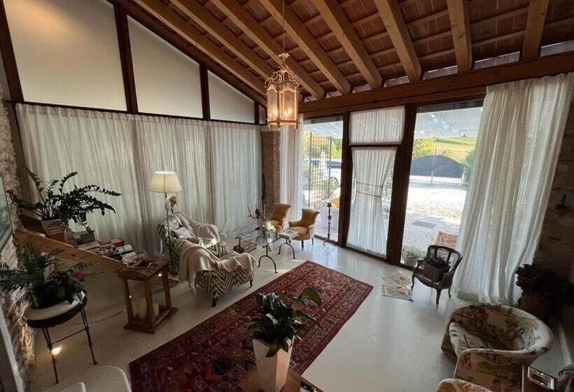 Casa Di Campagna Castello B&b