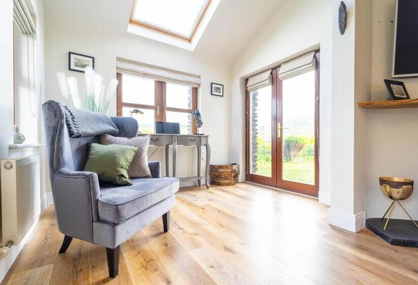 Dingle View 37 Tír Na Fiuise