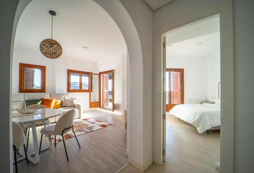 Exclusive 2 Bed 2 Bath Penthouse With Golf Views   De2332ev