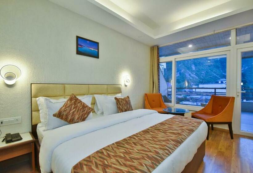 هتل Asian International