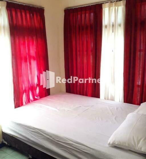 호텔 Gebby Homestay Bromo Redpartner