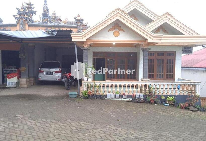 호텔 Gebby Homestay Bromo Redpartner