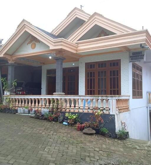 호텔 Gebby Homestay Bromo Redpartner