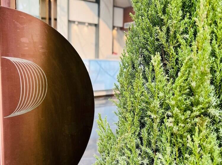 Отель The Prime Delhi