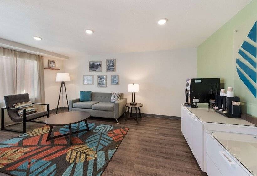 هتل Woodspring Suites Dayton North