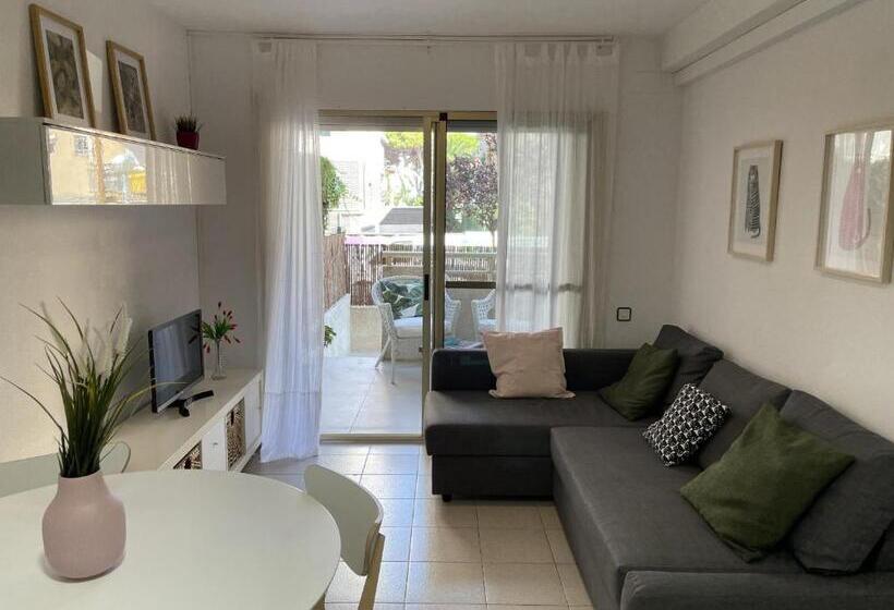La Pineda Holiday Apartment