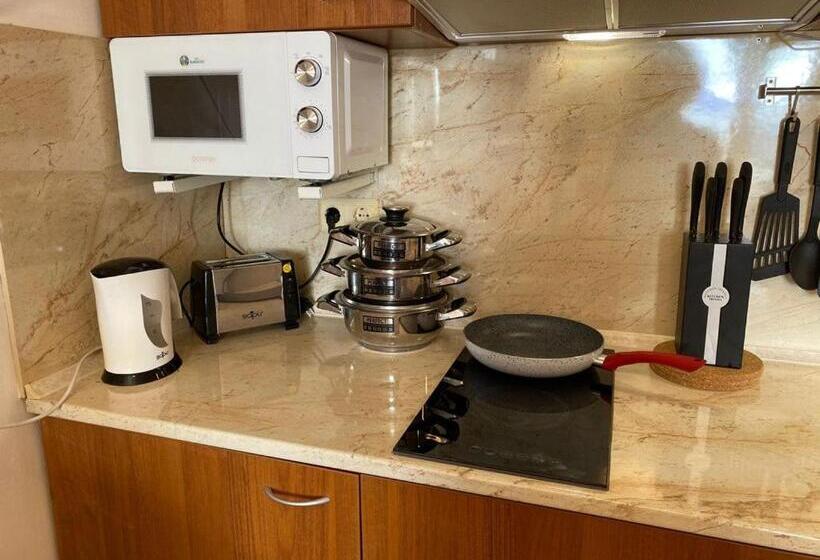 Midia Grand Resort, Terrassen Paradies Apartment