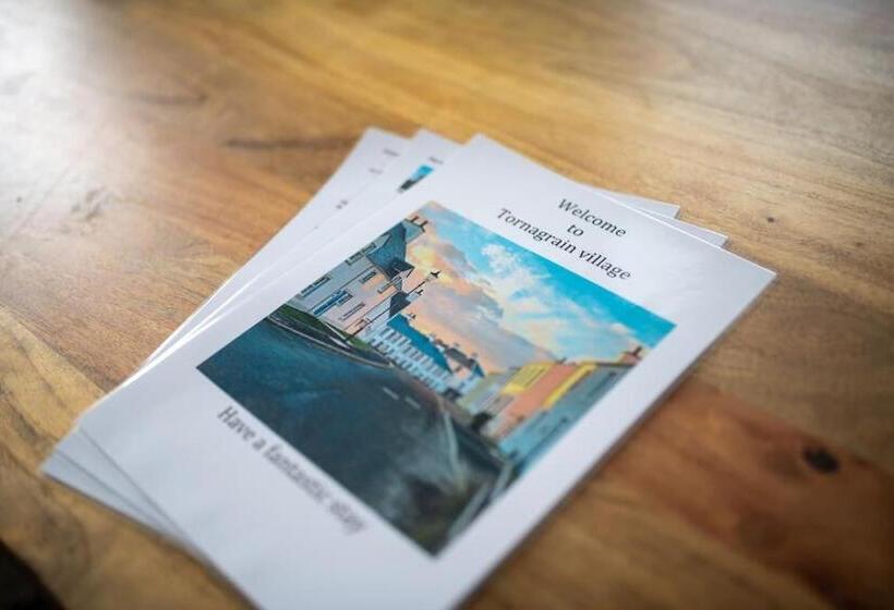 Modern Ground Floor Apartment In Tornagrain