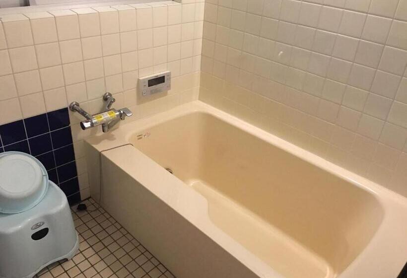 Pension (Hôtel basse catégorie) すさのわ