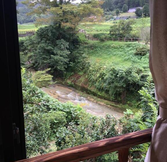 Pension (Hôtel basse catégorie) すさのわ