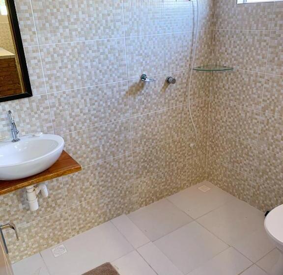 פנסיון Pousada Iapôi