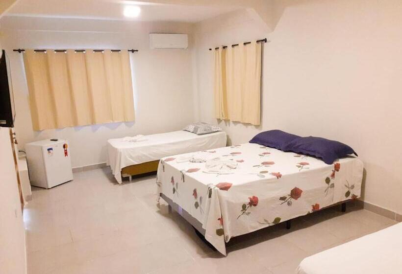 פנסיון Pousada Iapôi