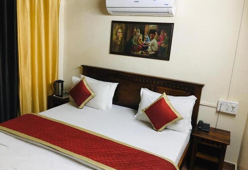 بنسيون Rose Cottage  A Heritage Retreat