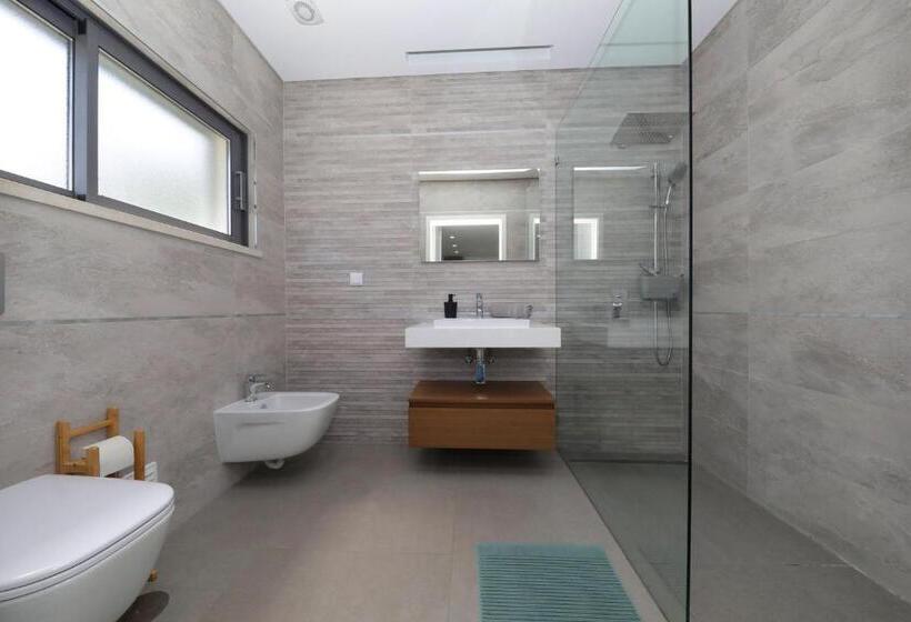 Perogil Suites Girassolelegant Room With Pool