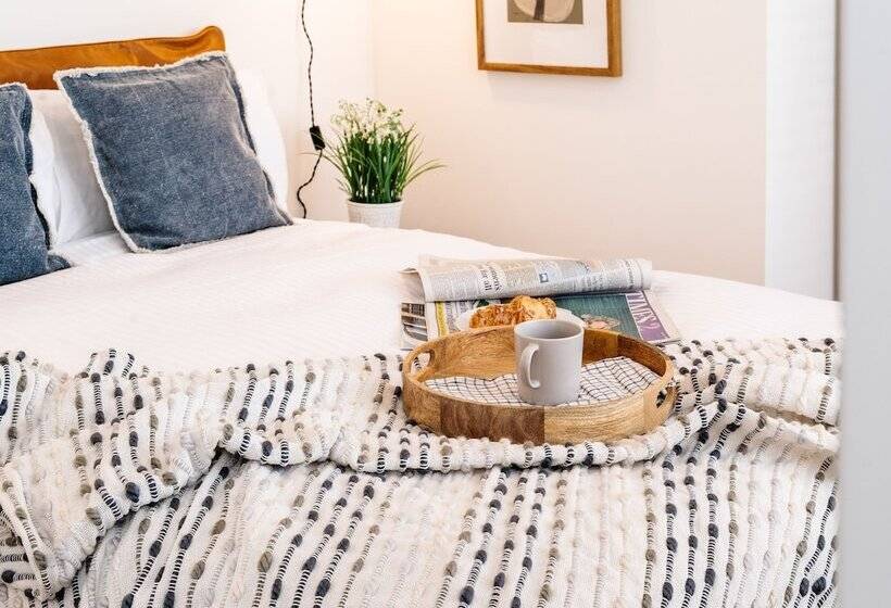 Royal House Luxury Apartments   Chester