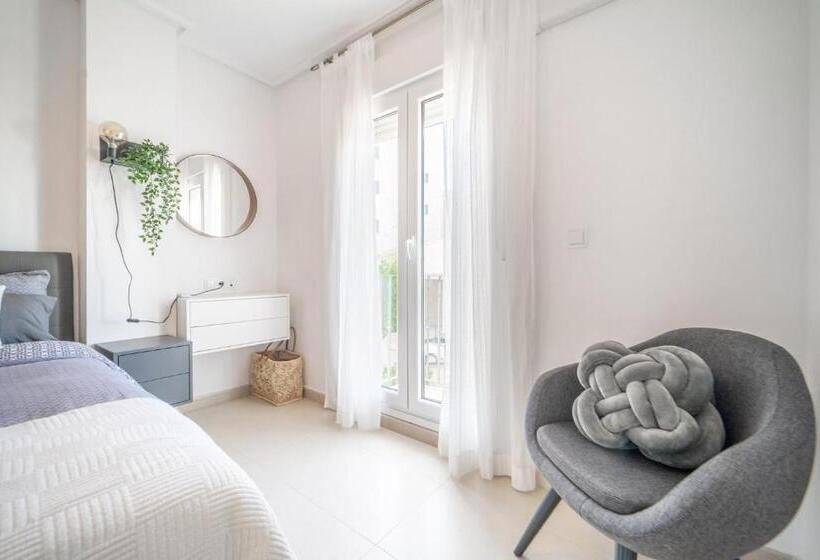 Spectacular And Stylish 2 Bed Aparment   Aa1711lt