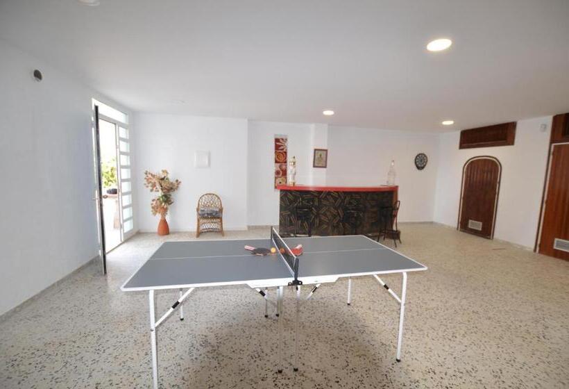 Villa Rosa 10 Personas Montbarbat Costa Brava