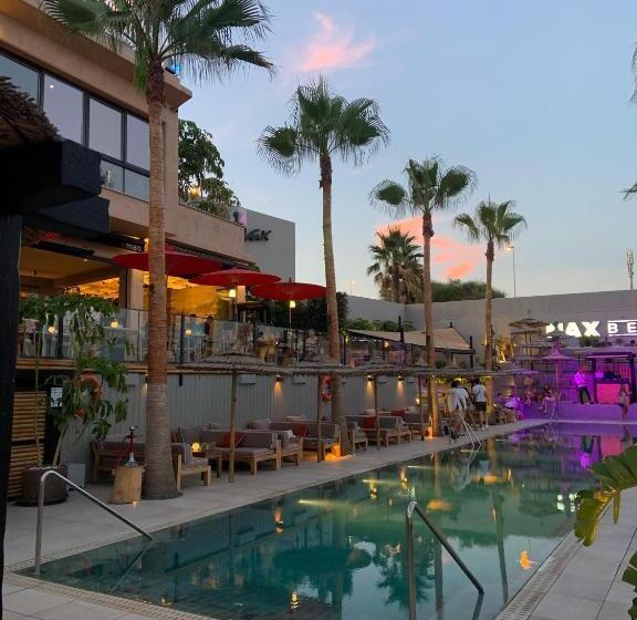 100   Casa Cala Nova, Luxury 2 Bed Mijas Golf Apt