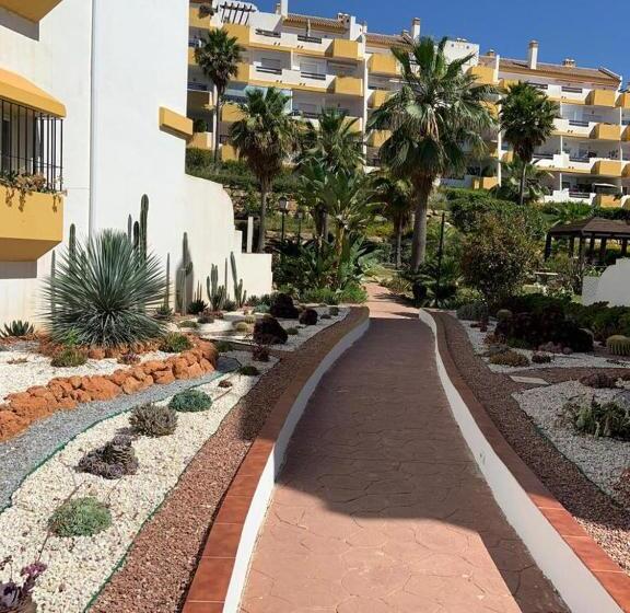 100   Casa Cala Nova, Luxury 2 Bed Mijas Golf Apt