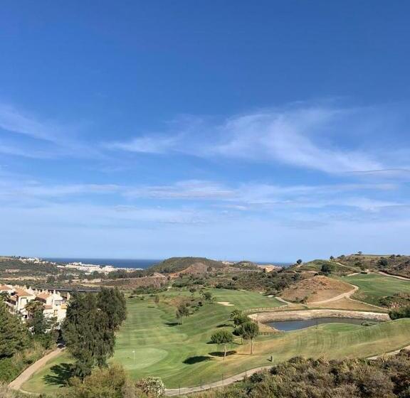 100   Casa Cala Nova, Luxury 2 Bed Mijas Golf Apt