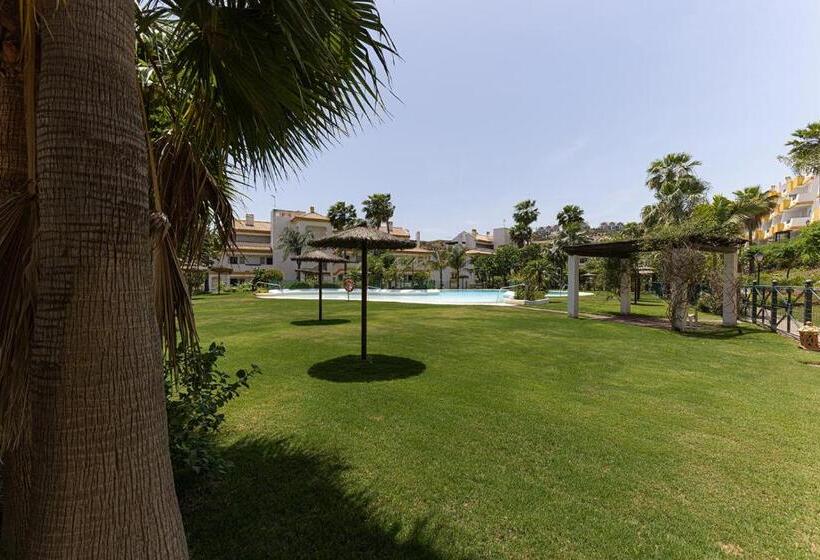 100   Casa Cala Nova, Luxury 2 Bed Mijas Golf Apt