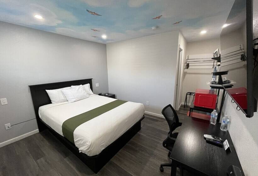 הוסטל Fontana Inn